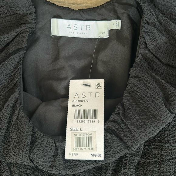 NWT ASTR Black Dress With Bell Sleeves Size Large - Picture 5 of 8